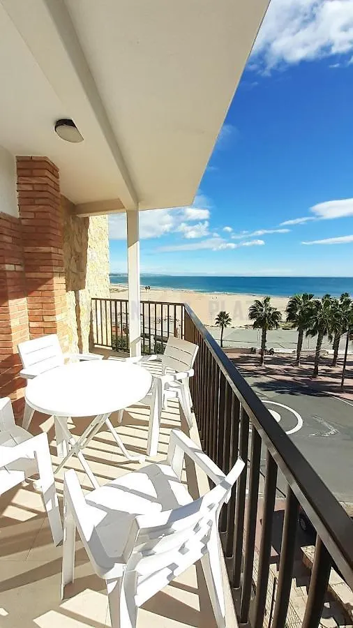 Apartamentos Dins Mar Apto. 12 Torredembarra 0*,  Spain