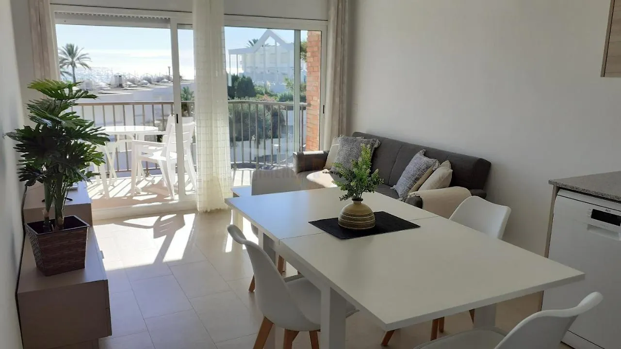 Apartamentos Dins Mar Apto. 12 Torredembarra 0*,  Spain
